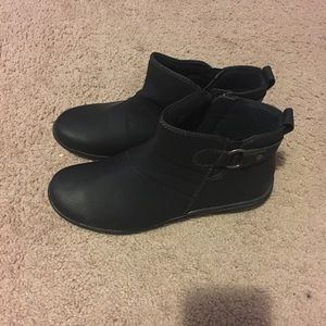 earth spirit boots size 6
